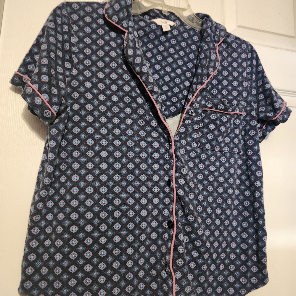 Secret Treasures Floral Patterned Top And Bottom with Pink and Blue Accents